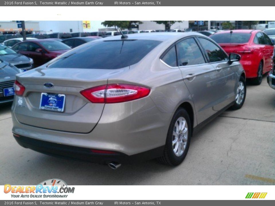 2016 Ford Fusion S Tectonic Metallic / Medium Earth Gray Photo #10