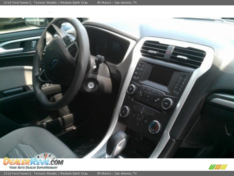 2016 Ford Fusion S Tectonic Metallic / Medium Earth Gray Photo #21