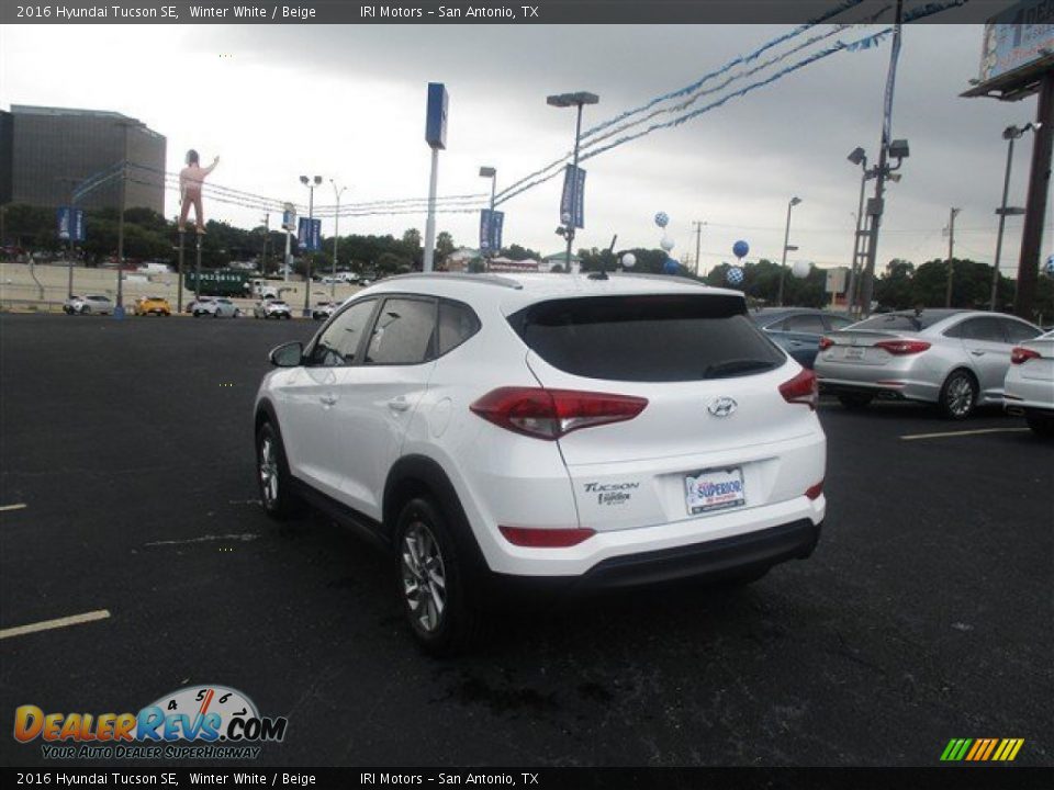 2016 Hyundai Tucson SE Winter White / Beige Photo #5