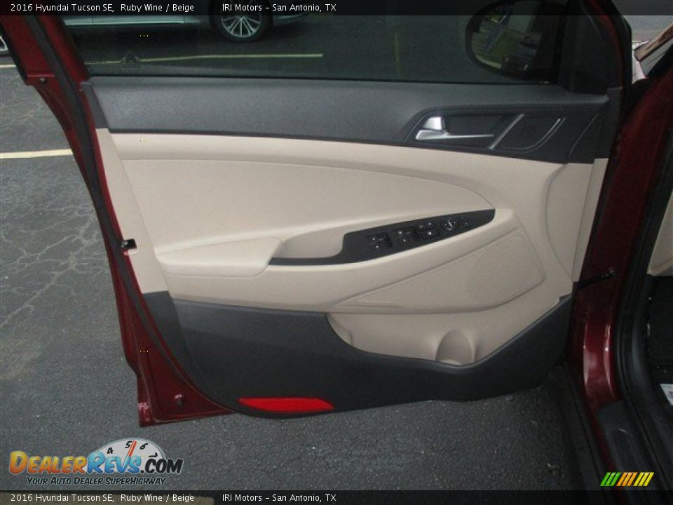 2016 Hyundai Tucson SE Ruby Wine / Beige Photo #15