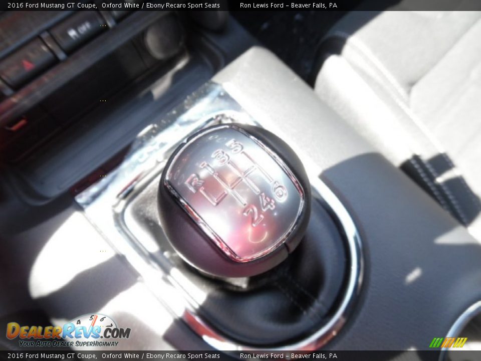 2016 Ford Mustang GT Coupe Shifter Photo #19