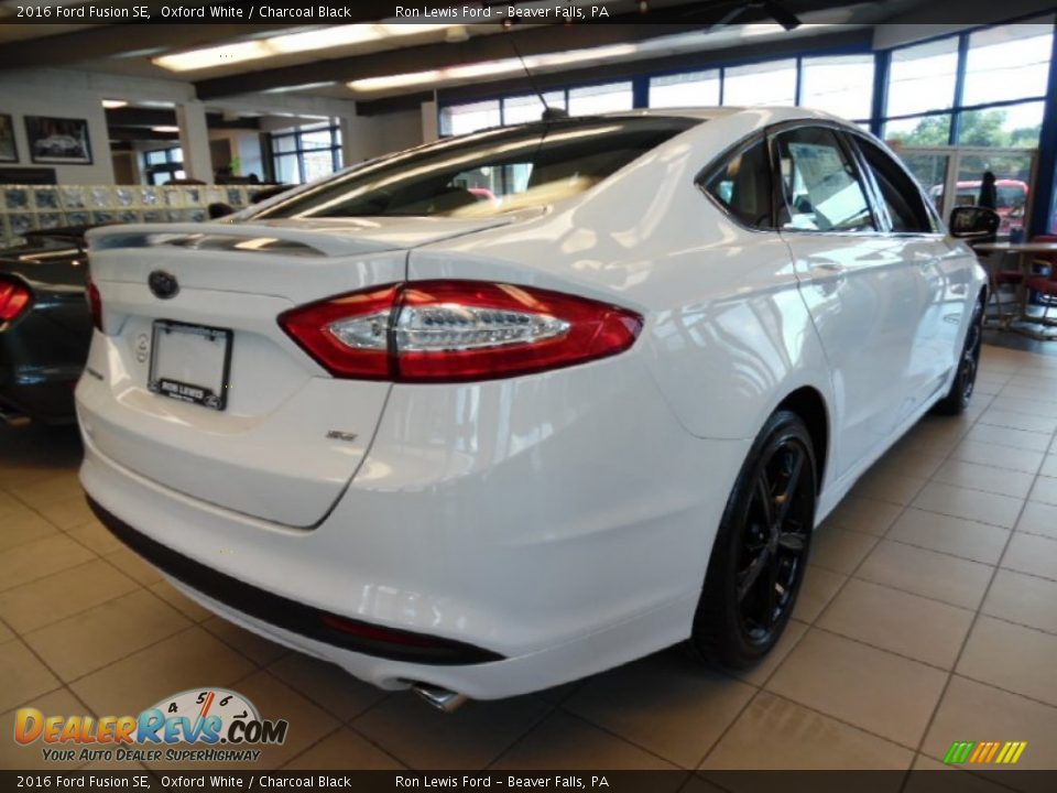 2016 Ford Fusion SE Oxford White / Charcoal Black Photo #4