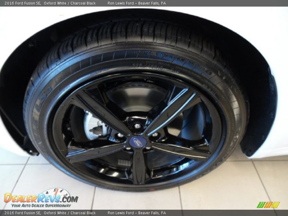 2016 Ford Fusion SE Oxford White / Charcoal Black Photo #9