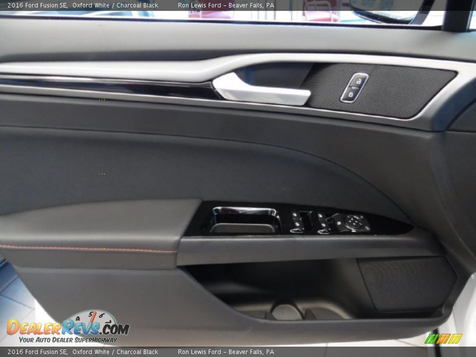 2016 Ford Fusion SE Oxford White / Charcoal Black Photo #13