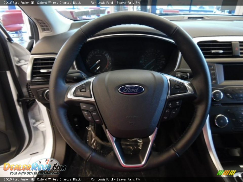 2016 Ford Fusion SE Oxford White / Charcoal Black Photo #15