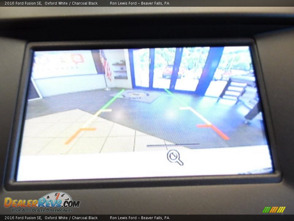 2016 Ford Fusion SE Oxford White / Charcoal Black Photo #16