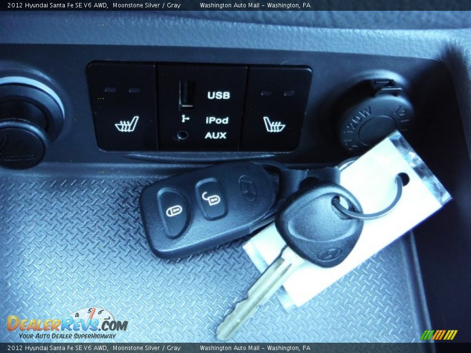 2012 Hyundai Santa Fe SE V6 AWD Moonstone Silver / Gray Photo #18