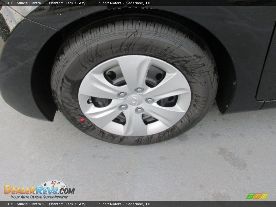 2016 Hyundai Elantra SE Phantom Black / Gray Photo #11