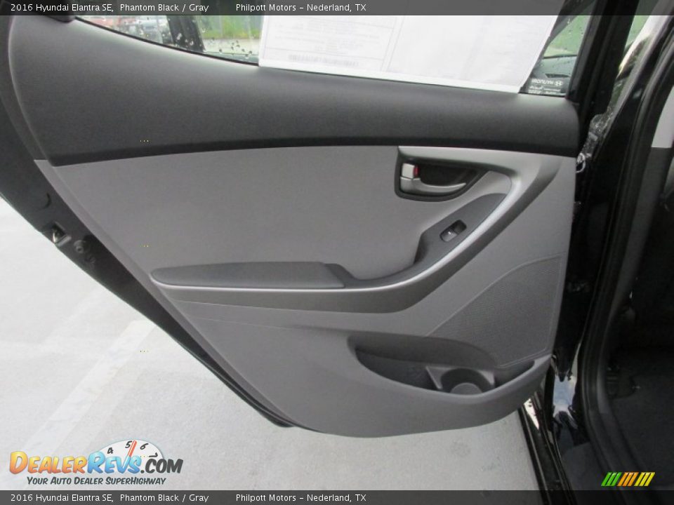 2016 Hyundai Elantra SE Phantom Black / Gray Photo #17