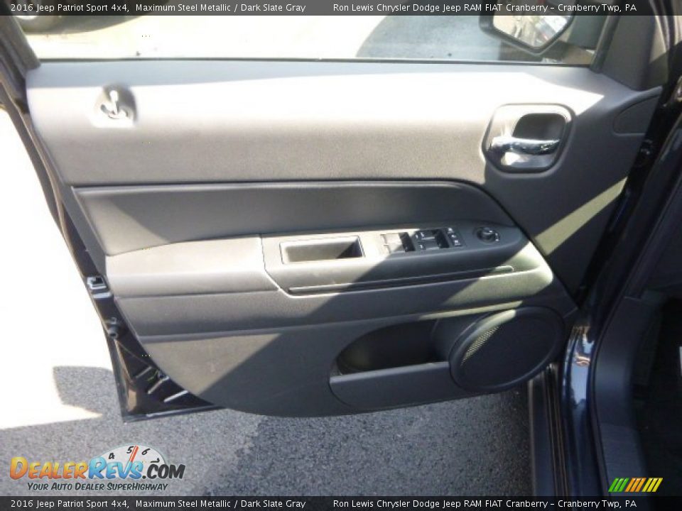 2016 Jeep Patriot Sport 4x4 Maximum Steel Metallic / Dark Slate Gray Photo #12