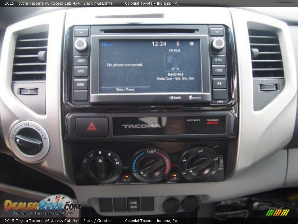 Controls of 2015 Toyota Tacoma V6 Access Cab 4x4 Photo #7