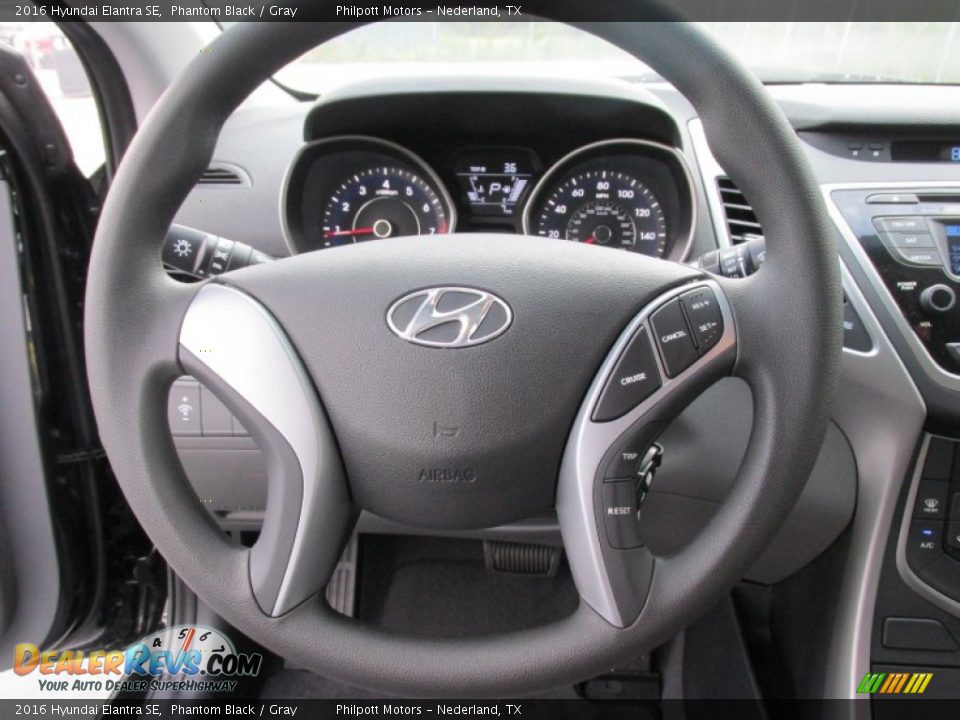 2016 Hyundai Elantra SE Phantom Black / Gray Photo #28
