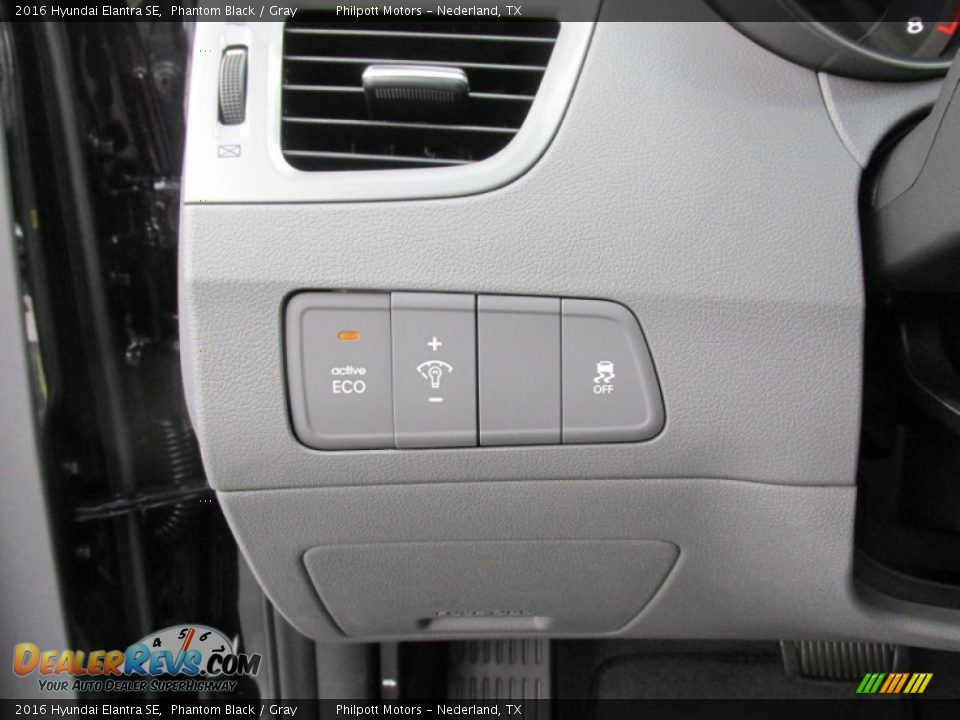 2016 Hyundai Elantra SE Phantom Black / Gray Photo #30