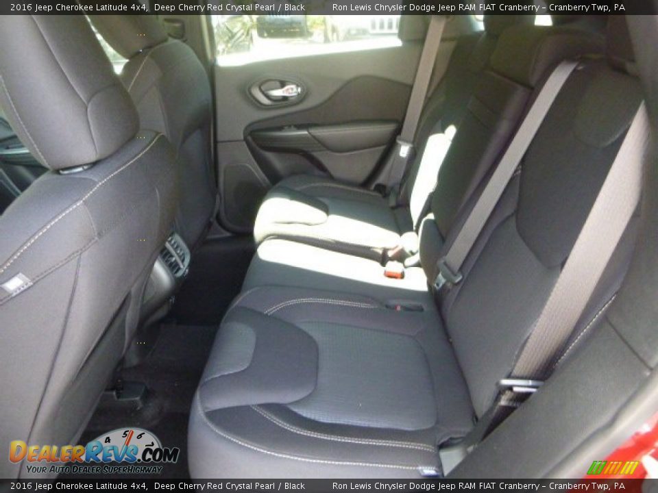 2016 Jeep Cherokee Latitude 4x4 Deep Cherry Red Crystal Pearl / Black Photo #8