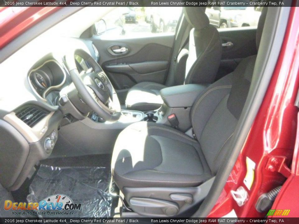 2016 Jeep Cherokee Latitude 4x4 Deep Cherry Red Crystal Pearl / Black Photo #10