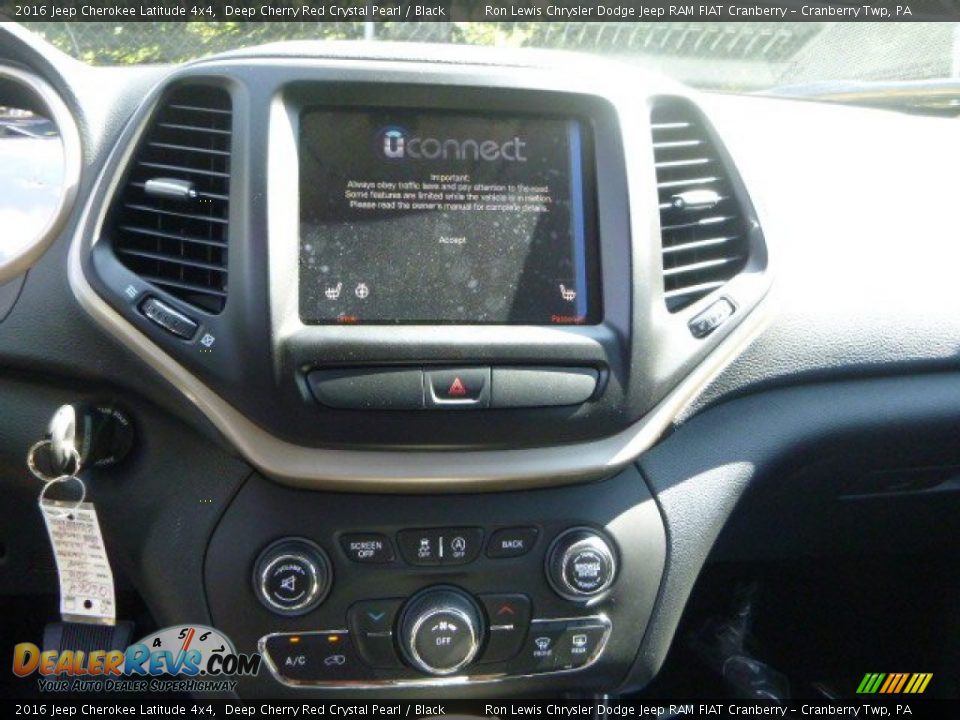 2016 Jeep Cherokee Latitude 4x4 Deep Cherry Red Crystal Pearl / Black Photo #13