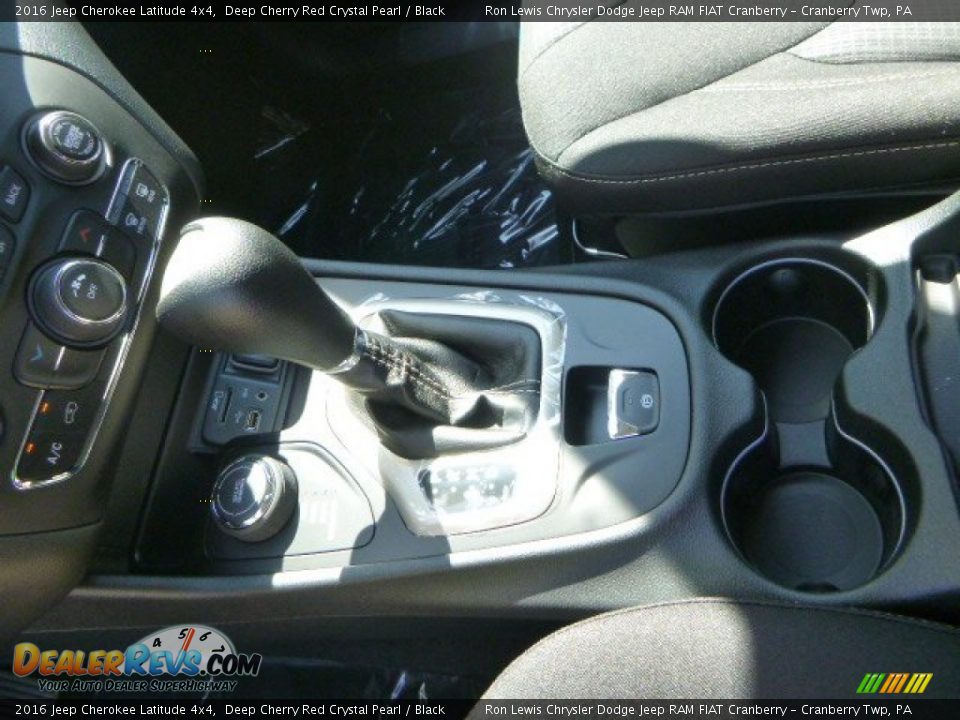 2016 Jeep Cherokee Latitude 4x4 Deep Cherry Red Crystal Pearl / Black Photo #14