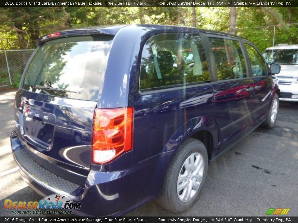 2016 Dodge Grand Caravan American Value Package True Blue Pearl / Black Photo #7