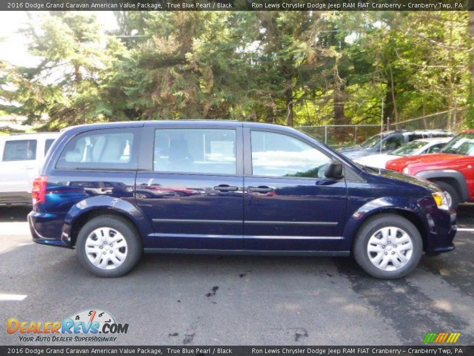 2016 Dodge Grand Caravan American Value Package True Blue Pearl / Black Photo #8