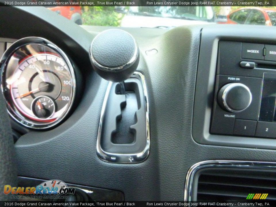 2016 Dodge Grand Caravan American Value Package True Blue Pearl / Black Photo #17