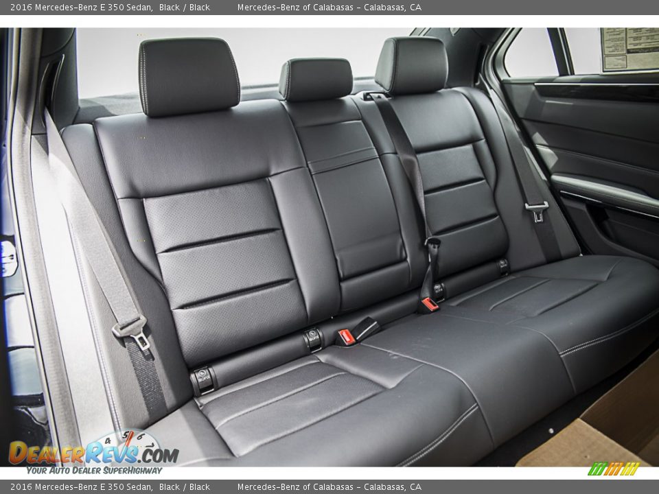 2016 Mercedes-Benz E 350 Sedan Black / Black Photo #2