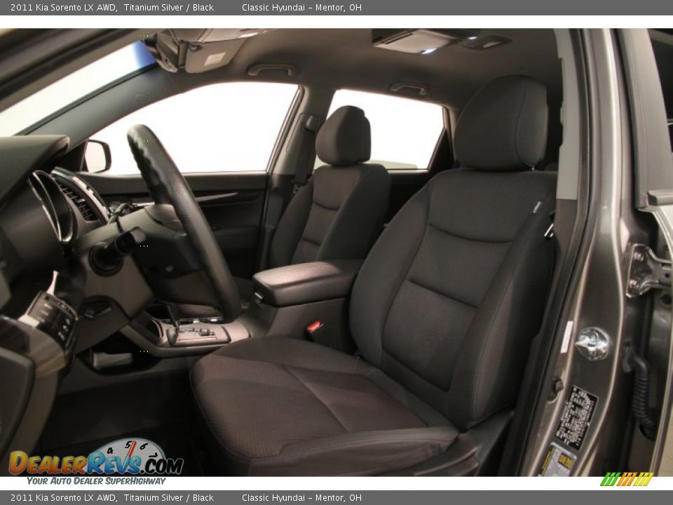 2011 Kia Sorento LX AWD Titanium Silver / Black Photo #5