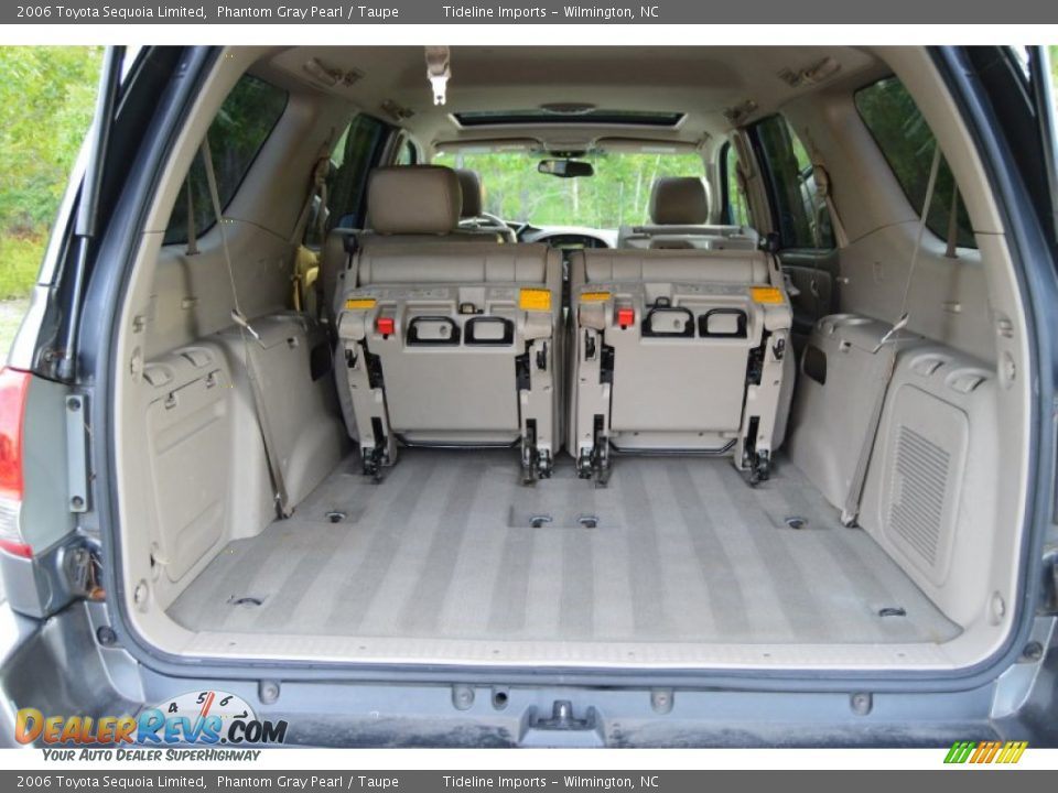 2006 Toyota Sequoia Limited Trunk Photo #20