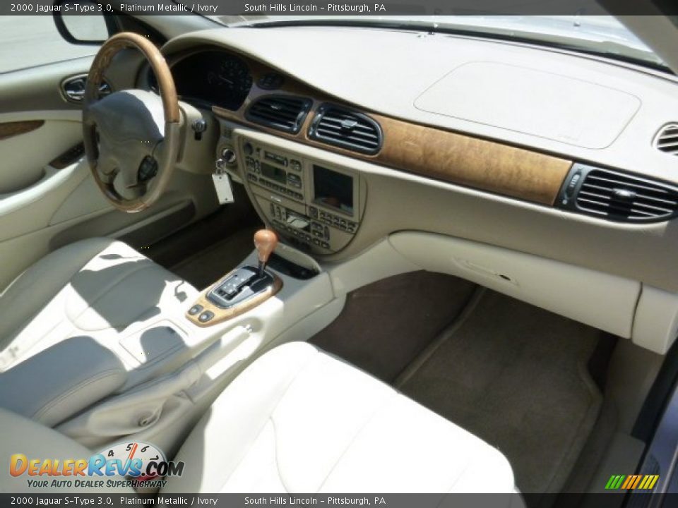 2000 Jaguar S-Type 3.0 Platinum Metallic / Ivory Photo #11
