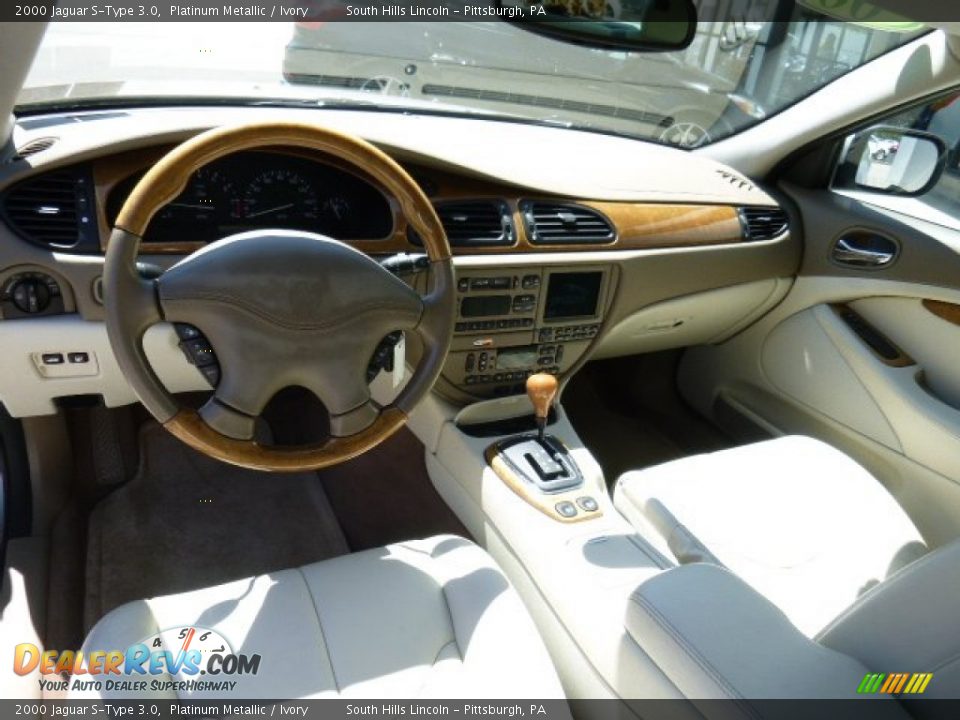 Ivory Interior - 2000 Jaguar S-Type 3.0 Photo #18