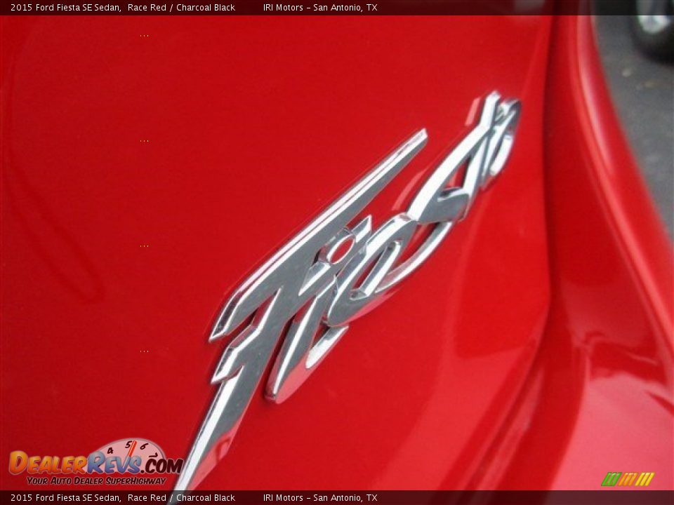 2015 Ford Fiesta SE Sedan Race Red / Charcoal Black Photo #5