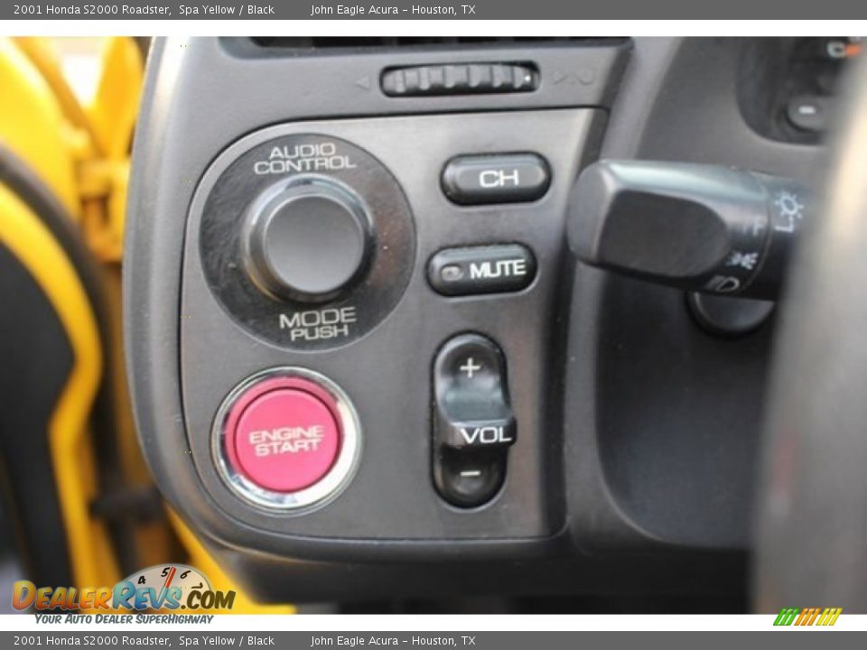 Controls of 2001 Honda S2000 Roadster Photo #31