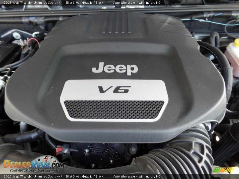 2015 Jeep Wrangler Unlimited Sport 4x4 Billet Silver Metallic / Black Photo #6