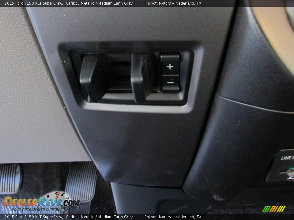 2015 Ford F150 XLT SuperCrew Caribou Metallic / Medium Earth Gray Photo #30