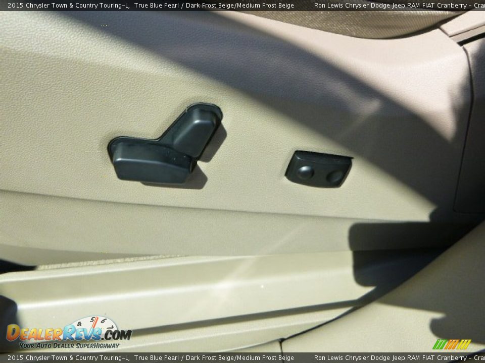 2015 Chrysler Town & Country Touring-L True Blue Pearl / Dark Frost Beige/Medium Frost Beige Photo #14