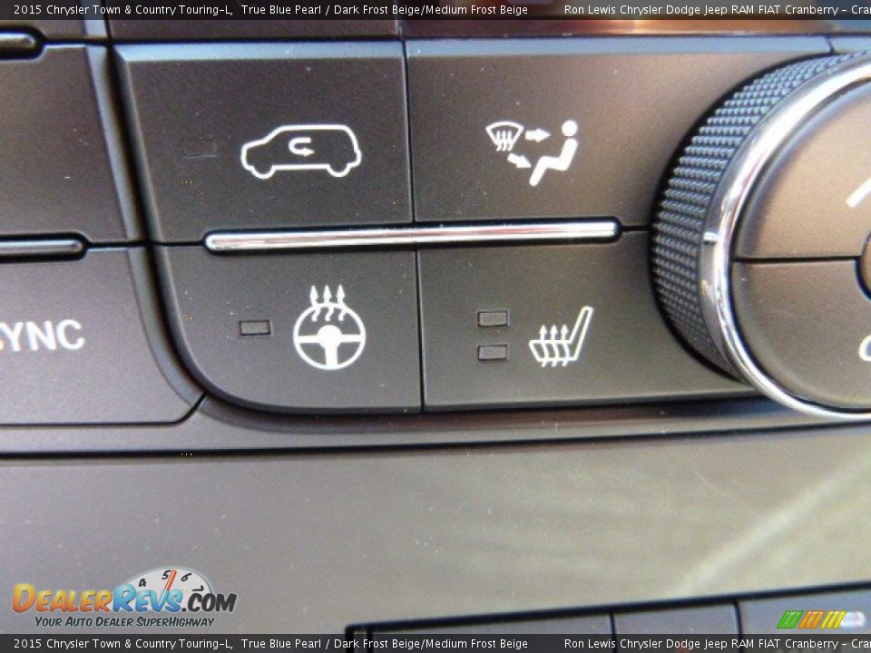 2015 Chrysler Town & Country Touring-L True Blue Pearl / Dark Frost Beige/Medium Frost Beige Photo #17