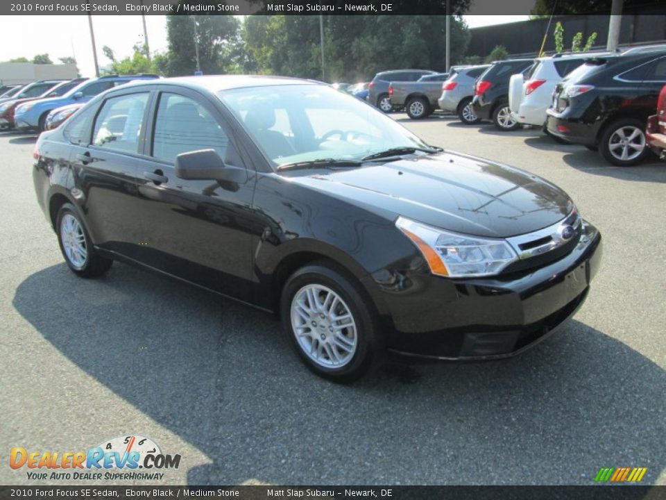 2010 Ford Focus SE Sedan Ebony Black / Medium Stone Photo #4