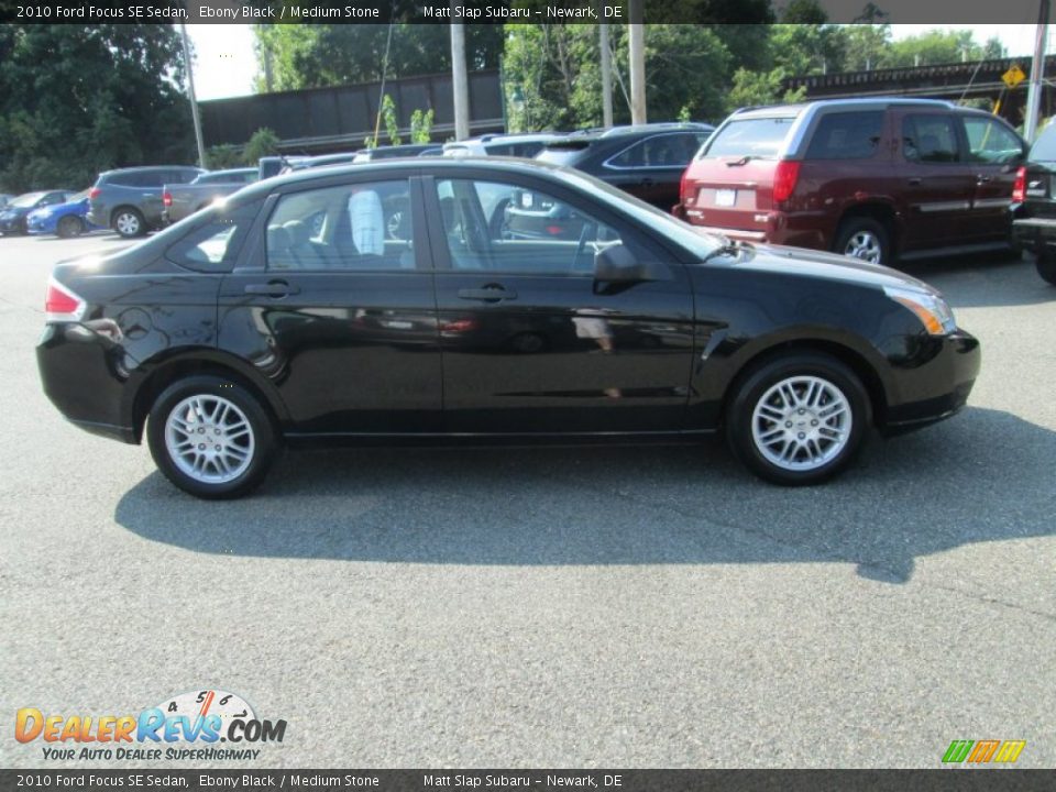 2010 Ford Focus SE Sedan Ebony Black / Medium Stone Photo #5