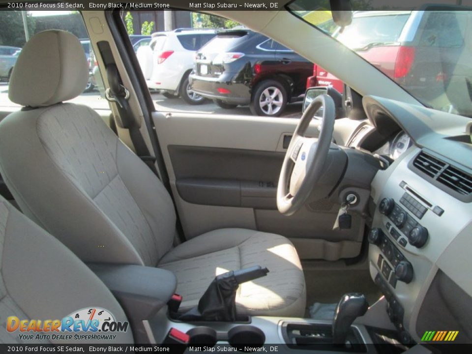 2010 Ford Focus SE Sedan Ebony Black / Medium Stone Photo #15