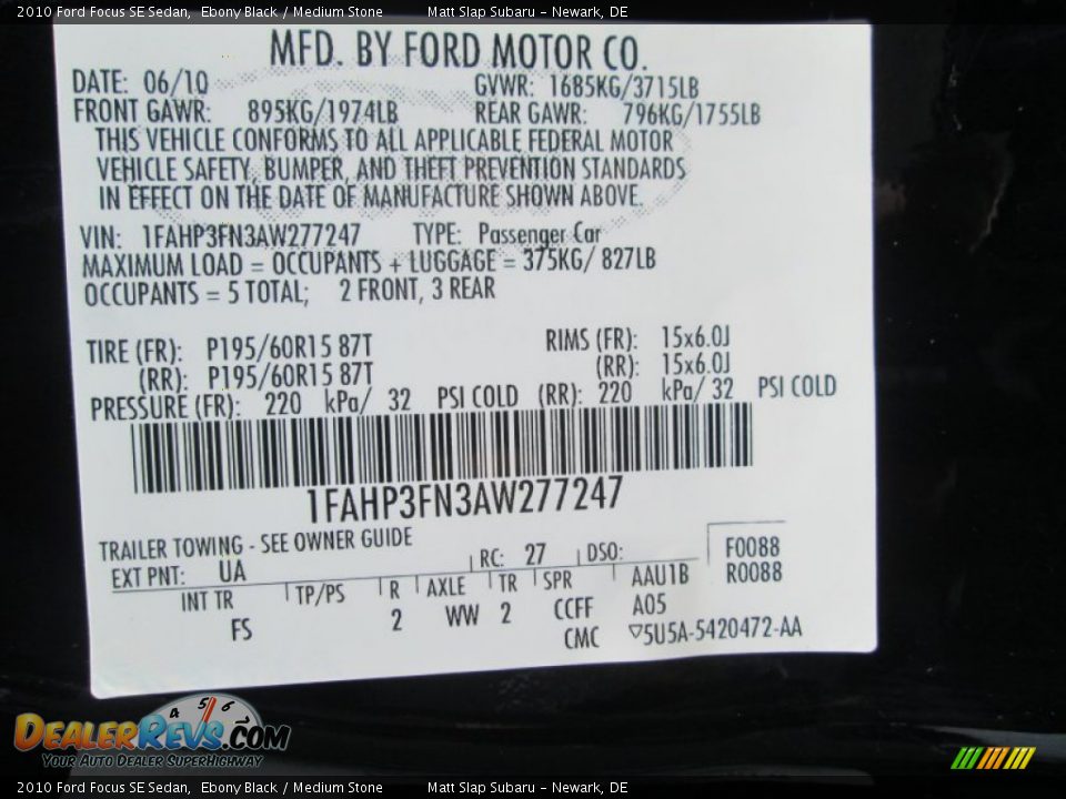 2010 Ford Focus SE Sedan Ebony Black / Medium Stone Photo #28