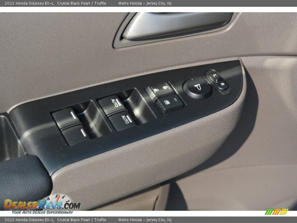 2013 Honda Odyssey EX-L Crystal Black Pearl / Truffle Photo #10