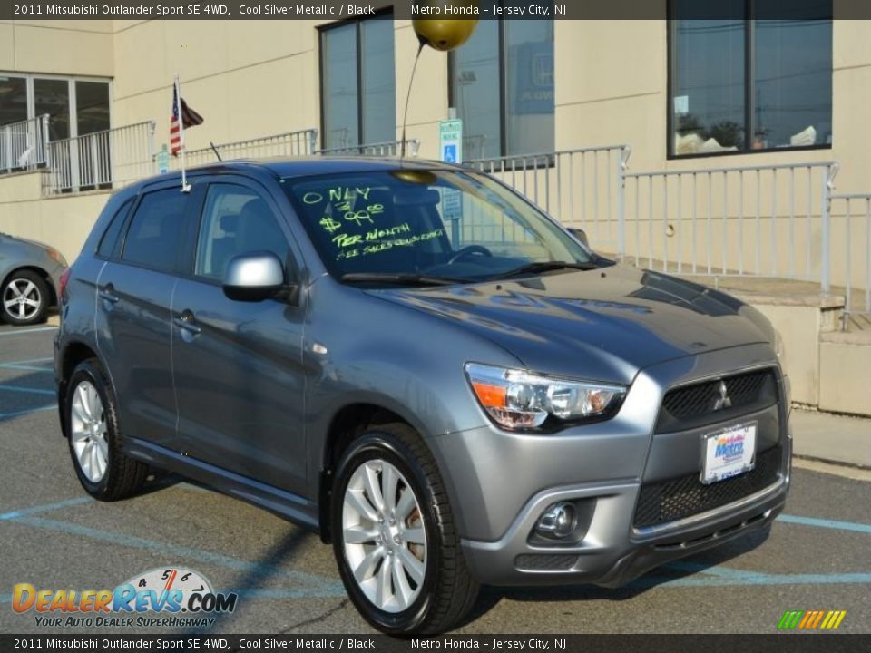 2011 Mitsubishi Outlander Sport SE 4WD Cool Silver Metallic / Black Photo #1