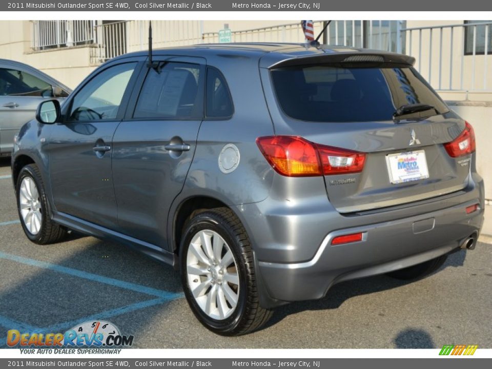 2011 Mitsubishi Outlander Sport SE 4WD Cool Silver Metallic / Black Photo #5