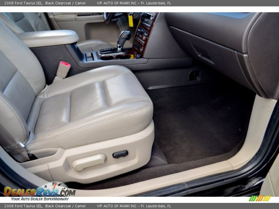 2008 Ford Taurus SEL Black Clearcoat / Camel Photo #24