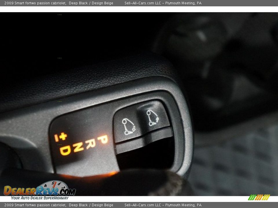 2009 Smart fortwo passion cabriolet Deep Black / Design Beige Photo #36