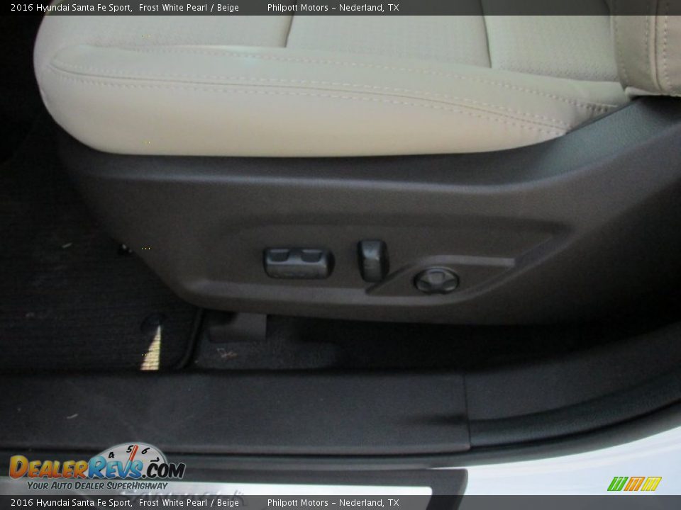 2016 Hyundai Santa Fe Sport Frost White Pearl / Beige Photo #24