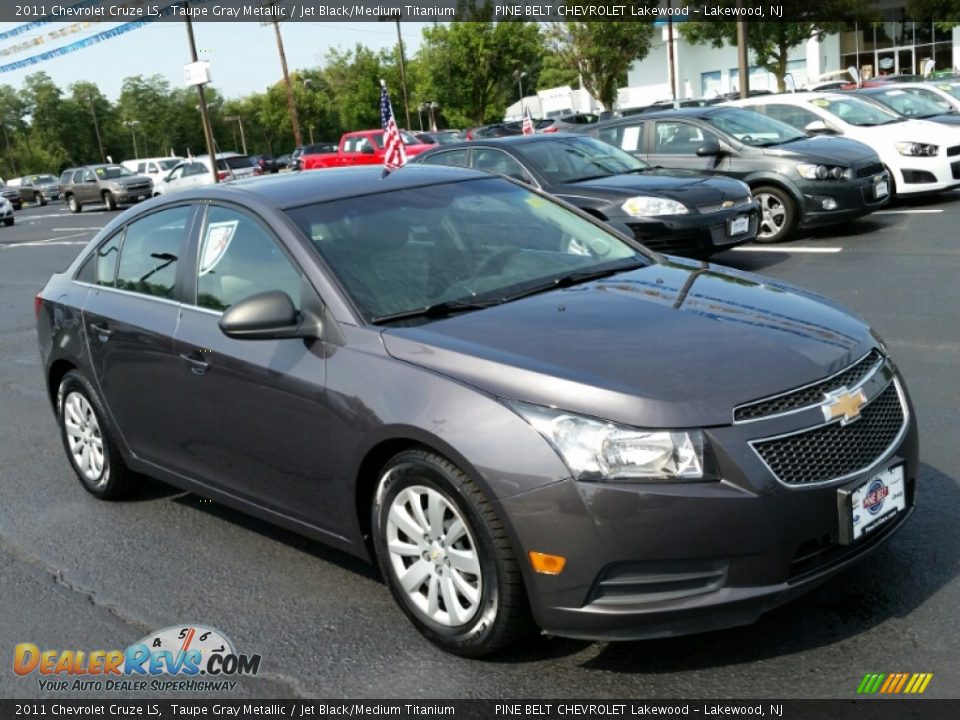 2011 Chevrolet Cruze LS Taupe Gray Metallic / Jet Black/Medium Titanium Photo #3