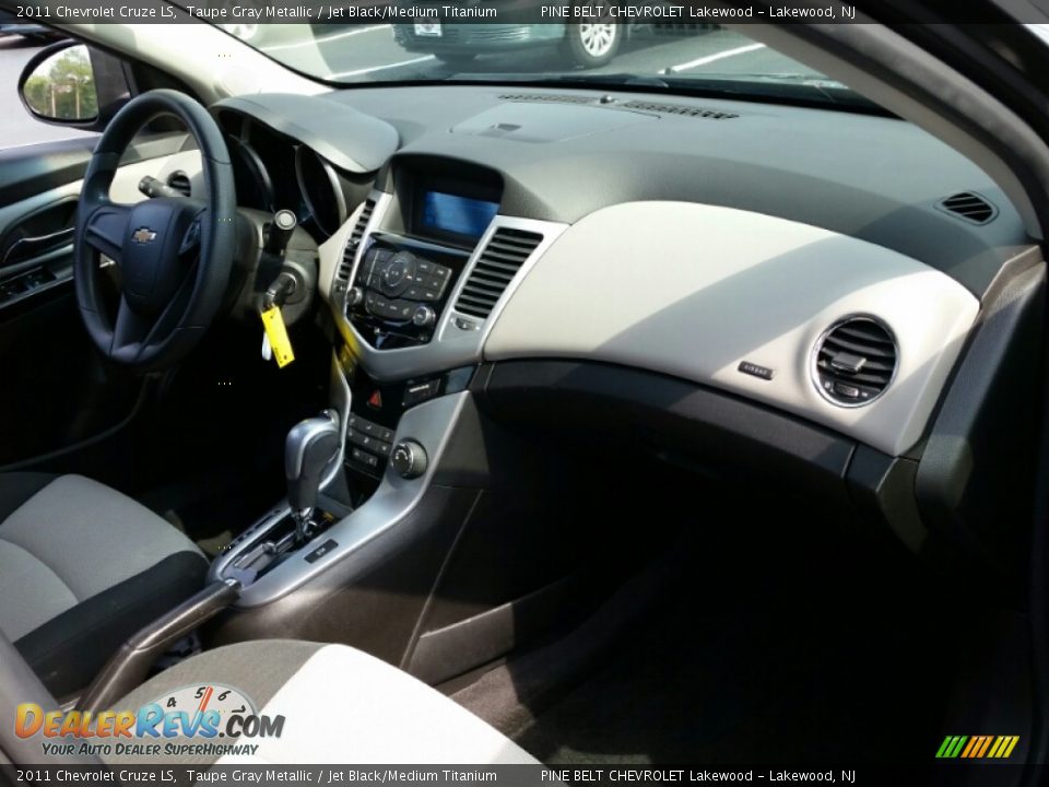 2011 Chevrolet Cruze LS Taupe Gray Metallic / Jet Black/Medium Titanium Photo #6
