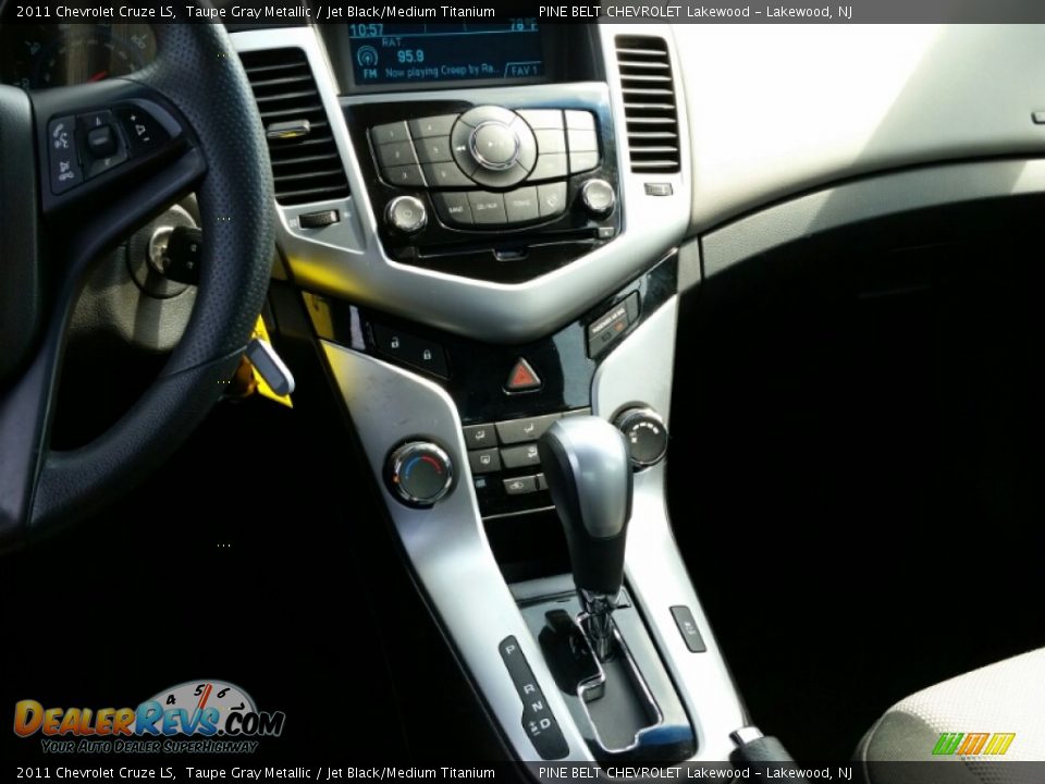 2011 Chevrolet Cruze LS Taupe Gray Metallic / Jet Black/Medium Titanium Photo #14