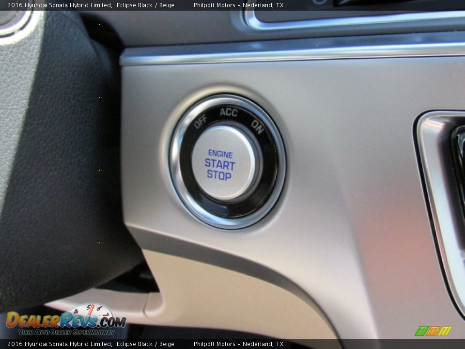 Controls of 2016 Hyundai Sonata Hybrid Limited Photo #32