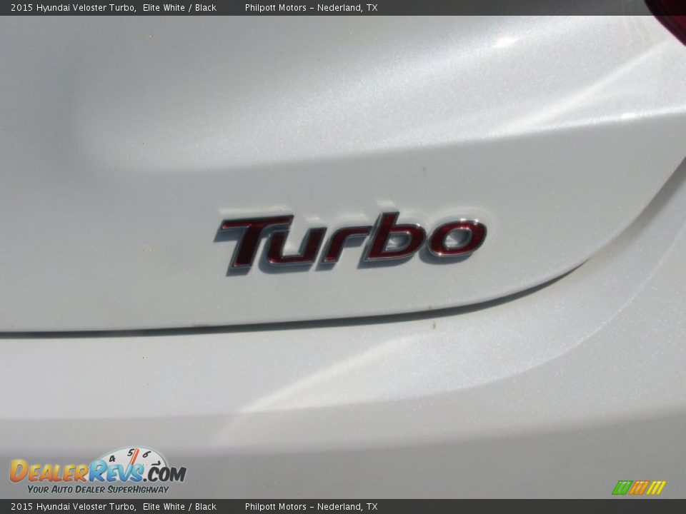2015 Hyundai Veloster Turbo Elite White / Black Photo #15